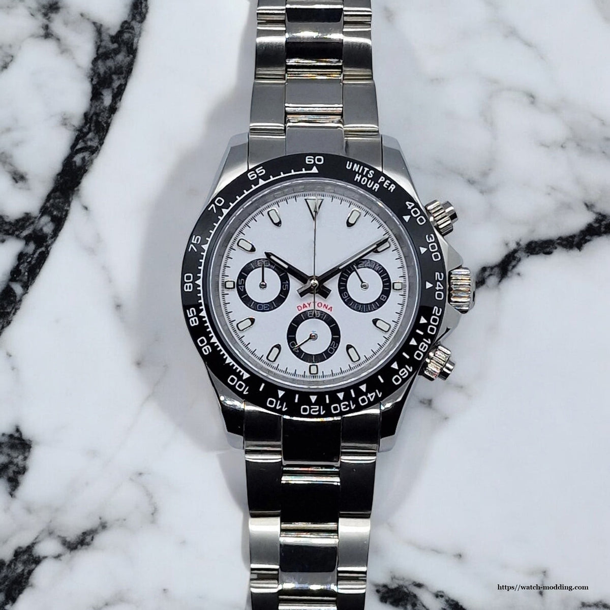 SEIKOTONA | WHITE